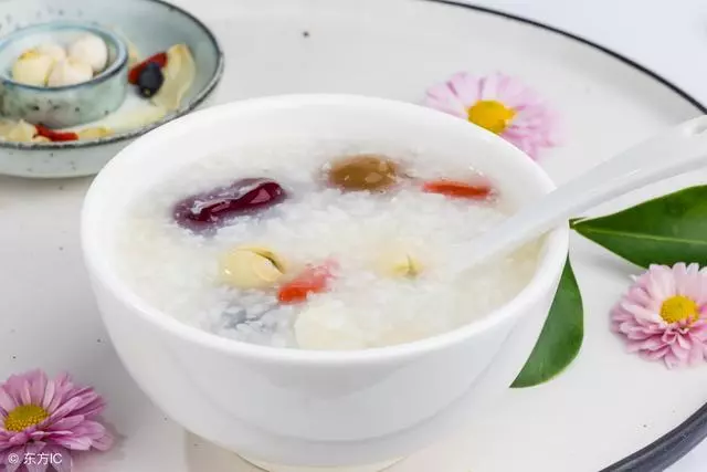 紅棗用水沖,比不洗還髒,營養往往流失!這樣洗,保存營養還衛生