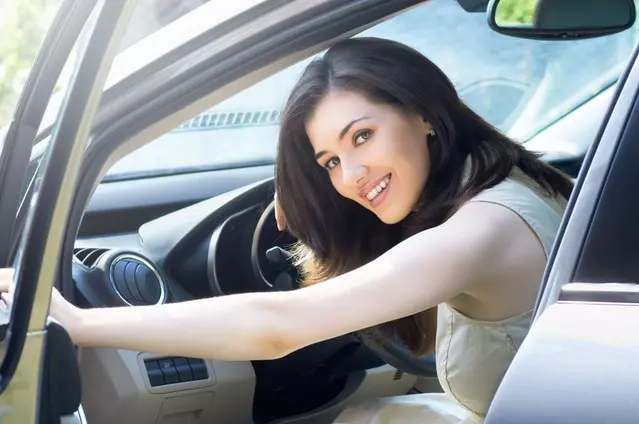 哎,開了5年車打死都不知道原來汽車內還有這功能!