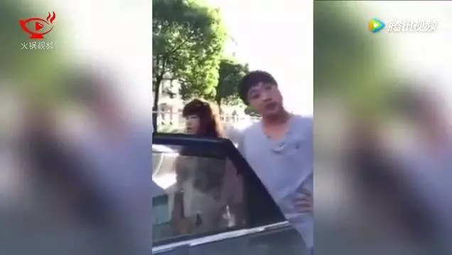 路遇原配打「小三」 男子湊熱鬧竟意外發現小三是自己妻子