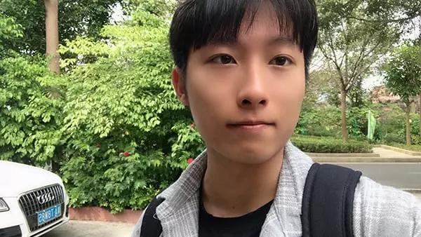 為提醒線民注意網路愛情詐騙 中國男警扮性感女裝爆紅