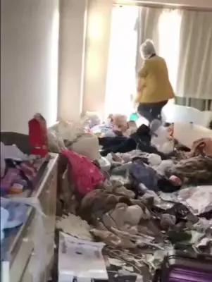 把房子租給同胞女生 不料她欠了2個月房租後逃了!我一打開出租房崩潰了!