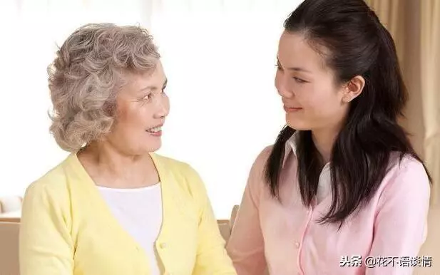 懷孕後,女子回娘家養胎,門口聽到對話,她感動落淚