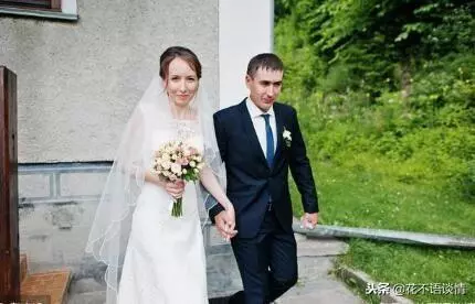 結婚備好新房,岳母要5萬彩禮,回門那天她給我十萬,提了個要求