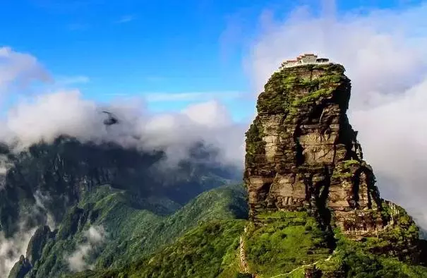 貴州深山隱匿一座「天空之城」,被美國媒體譽為最不可思議的建築