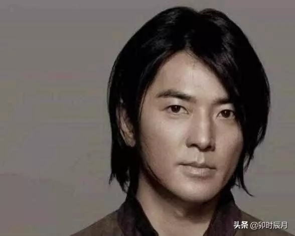 當179cm的鄭伊健遇見171cm的郭富城,網友:誰謊報身高一目了然!