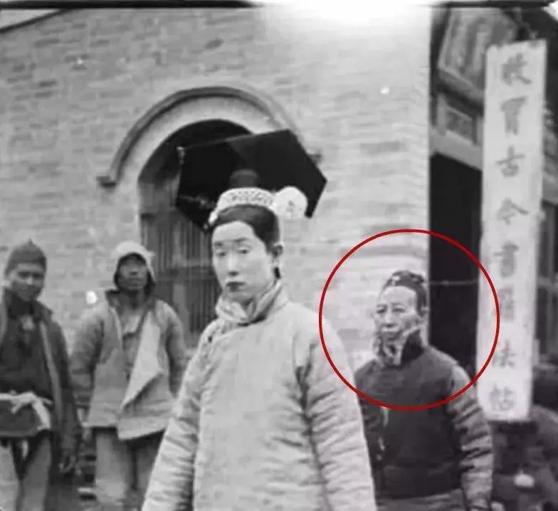 看完皇后,令妃,後宮三千佳麗的素顏照,終於知道皇上有多苦了!
