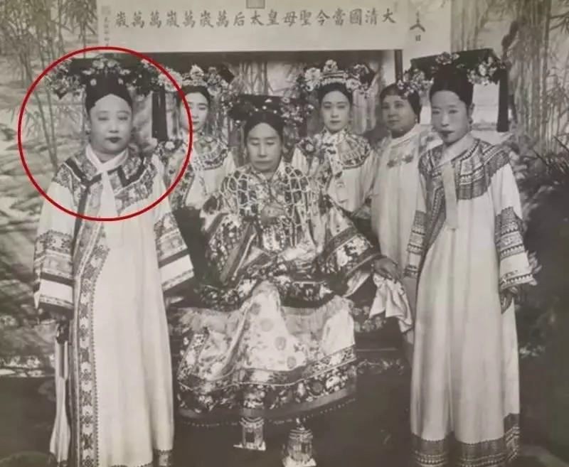 看完皇后,令妃,後宮三千佳麗的素顏照,終於知道皇上有多苦了!