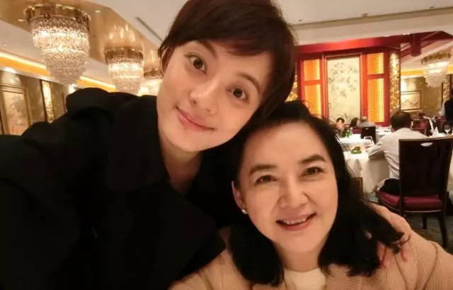 爆孫儷姨奶奶深陷困境!丈夫被拘投資失利,昔日打女晚年不幸!
