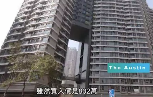 61歲港星胡慧中老公被捕不惜賣樓救夫,攜女兒現身面容太憔悴