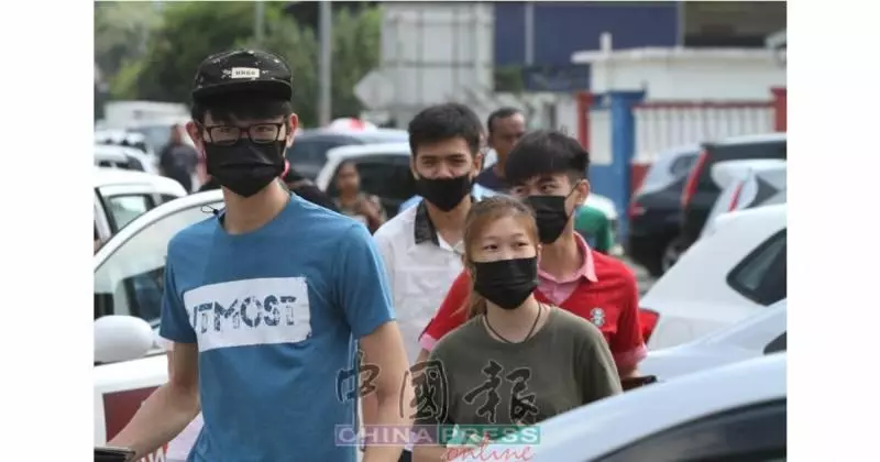 最新消息◤河流散發毒氣事件◢學校關閉 考生縣教育局領成績