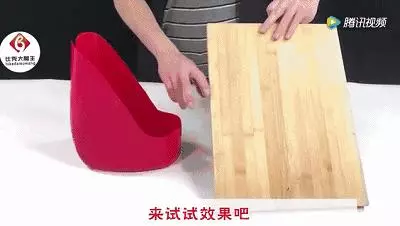 聰明主婦拿用完的洗衣精瓶剪2刀,讓皺巴巴的衣服頓時變平整,省了熨斗錢!