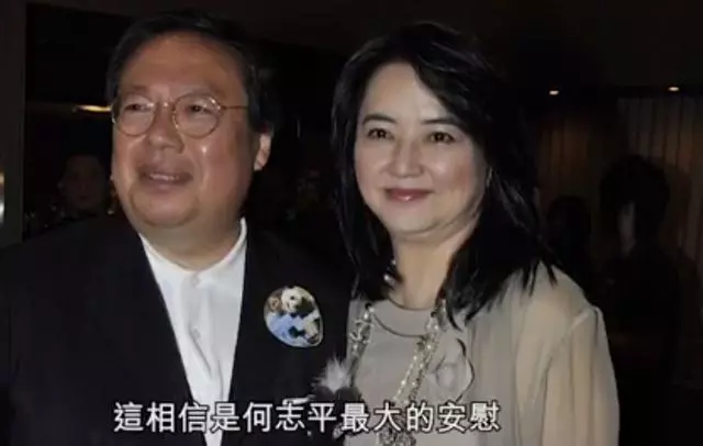61歲港星胡慧中老公被捕不惜賣樓救夫,攜女兒現身面容太憔悴,網友:老態盡顯!