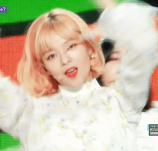 [TWICE][新聞]190314 SANA成為韓國網友票選白色情人節想送糖果的藝人第五位