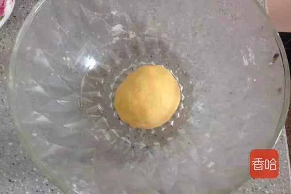 一樣的材料,這樣烙餅又軟又酥,輕輕一碰就掉渣,和點心一樣好吃
