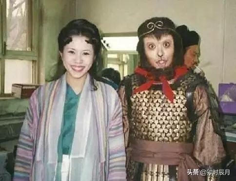 你沒見過的周星馳片場舊照,第四五張笑得多開心,有張兩段遺憾