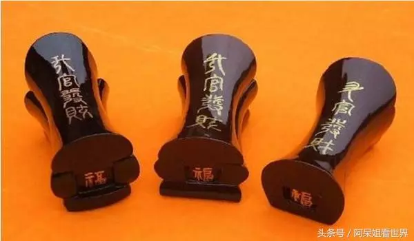 老母親去世下葬後,五個兒子相繼死絕!只因為他們做了這件事!