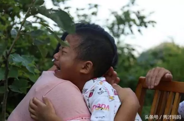 7歲小哥哥「為救1歲弟弟」寧願犧牲自己!離開前他寫下「5個心願」父母心痛淚崩......