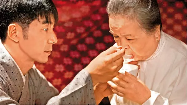 國寶級藝人「梅芳阿姨」走出喪夫之痛!82歲天天一套「健身操」風采依然