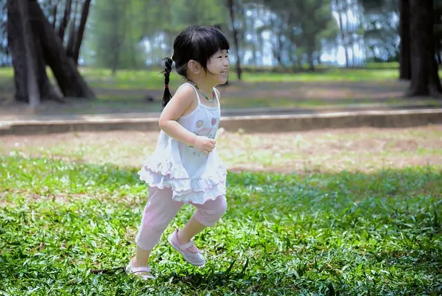 媽祖顯靈?5歲女兒車禍昏迷,母跪拜求救…「媽祖點頭收乾女兒」女童立刻醒了!