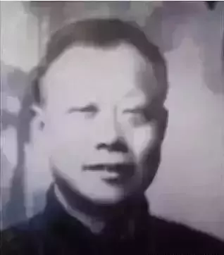 這位百歲女信士,40歲守寡,生8女5男,培養13個博士孩子,育兒經只有15個字!