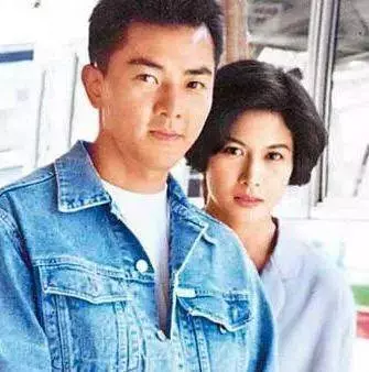 53歲邵美琪近照曝光,看了她19歲的照片,終於知道為什麼當初鄭伊健會和她談姐弟戀!