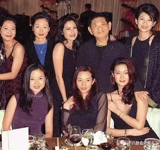 濫交的下場:公認醜男卻女友無數,他在女人身上花20億,臨終淒涼無一女友陪伴!