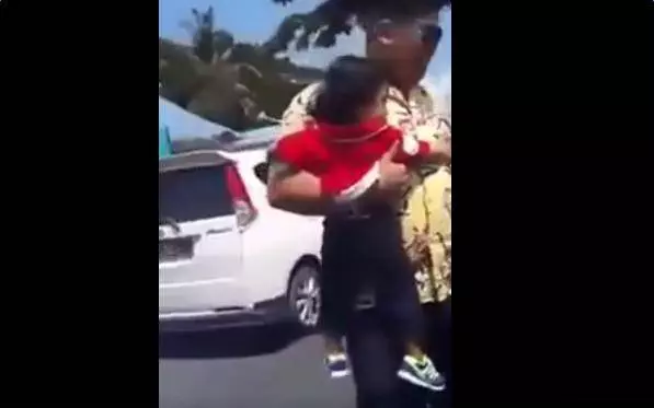 快看好戲上演..!! 大馬交通警察 vs 便衣警察...最後勝利的是?