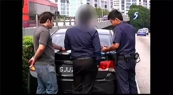 快看好戲上演..!! 大馬交通警察 vs 便衣警察...最後勝利的是?