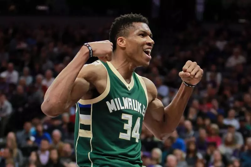 21歲身價30億!NBA當紅球星「薪水全匯給家裡」 遭起底「童年不為人知經歷」激勵世人:永不忘初心
