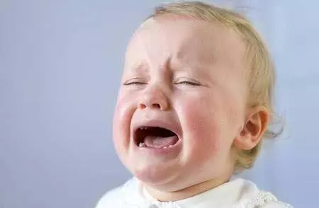 寶寶出現這些行為,都是在提醒:媽媽我缺安全感了!