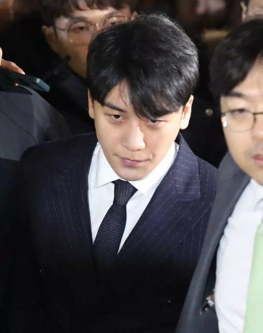 勝利的瓜越吃越大,臥底記者房子被燒後失聯,鄭俊英偷拍或判7年