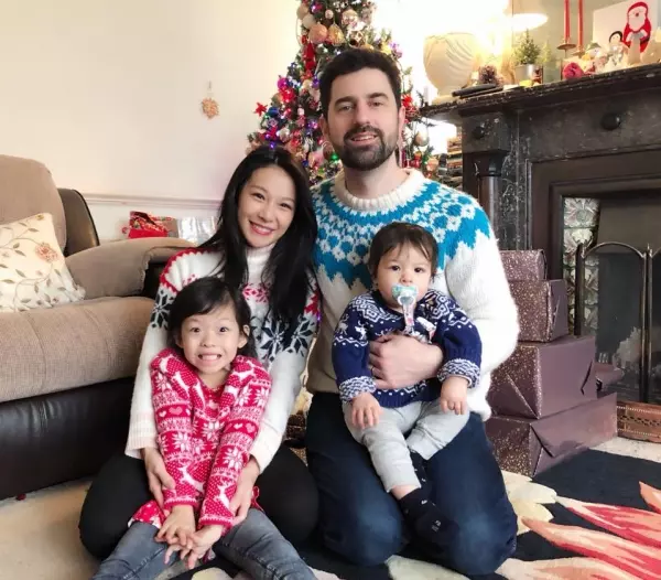 5歲女兒在學校哭了!老師傳訊息「曝光原因」 艾莉絲聽完眼眶跟著紅:提前收到母親節禮物...