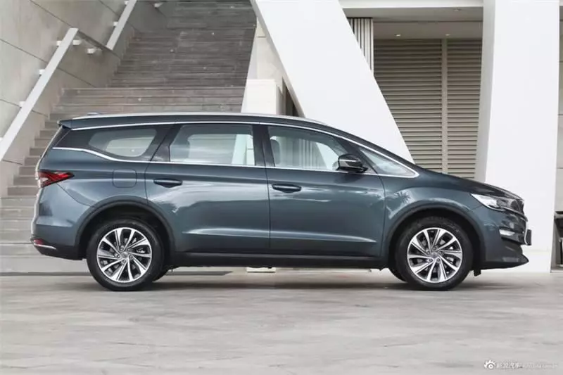Proton 全新7人座MPV原來是它!中國首款 Level 2 自駕 MPV