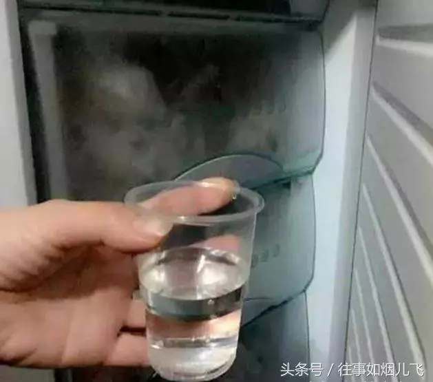為什麼出門前一定要放一枚硬幣在冰箱裡?現在知道還來得及!