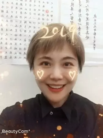 《還珠格格》俠女柳紅神逆齡!她嫁圈外老公「曬乖巧女兒」 如今剪去長髮網友大讚:比21年前還美