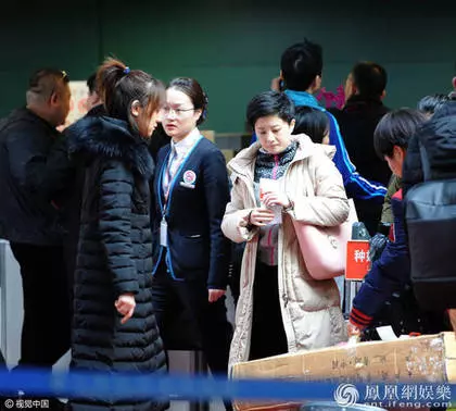 37歲金銘近照,曾經的「瑤女郎」如今變成這副模樣!再也不是以前的她了!