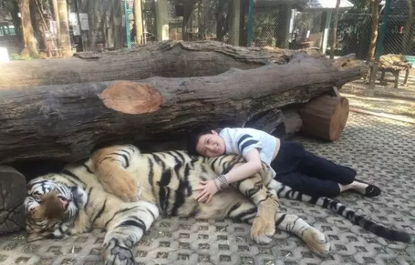 37歲金銘近照,曾經的「瑤女郎」如今變成這副模樣!再也不是以前的她了!
