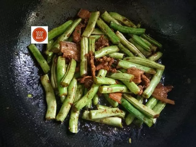 家常豆角燜面,這樣做軟糯咸香,不粘不黏,最好吃,最營養!