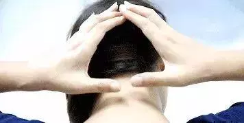 每個人頭上都有五個「生髮」開關,快把它揉開,讓你告別脫髮