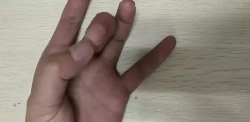 血壓升高,心絞痛,頭脹,心慌,打嗝,找准點按位置,1分鐘起效