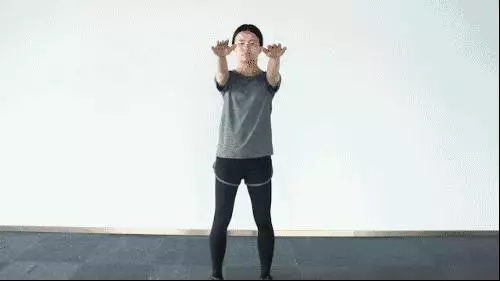 試試!這套「甩手養生操」,護關節、強心臟,每天只需5分鐘~