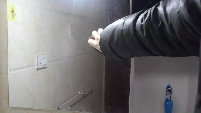 把食鹽倒進白醋里 好多人都不知道有啥用 學會了省不少錢