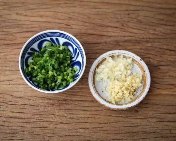 肉末炒茄子太油膩 那一定要學會這招 茄子少吸油 下飯吃最好