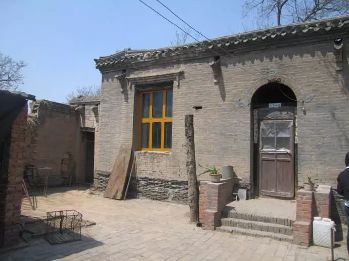 男子出軌後離婚,每月給前妻打五千塊錢,一年後婆婆過來才知真相