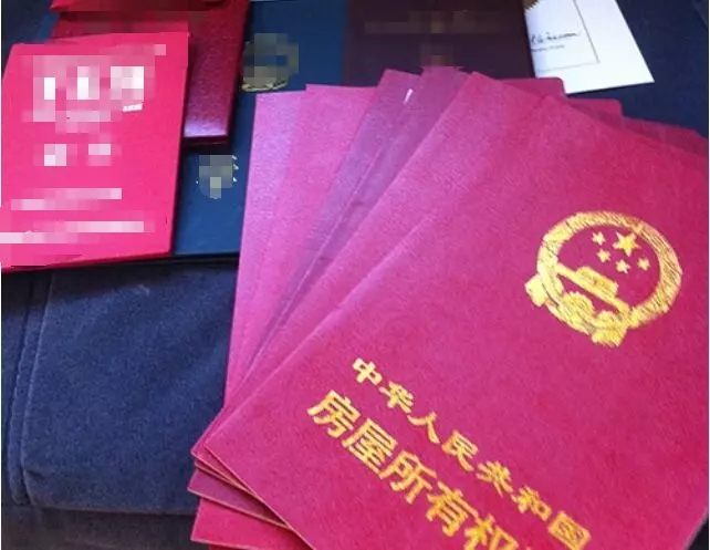岳父母去世留下10套房子,老婆卻放棄繼承,回家才知原因,蒙了