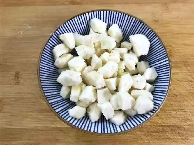 春天,多給家人煮這糖水,清甜潤肺,簡單易做,別錯過了