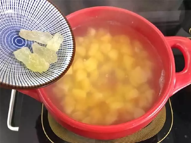 春天,多給家人煮這糖水,清甜潤肺,簡單易做,別錯過了