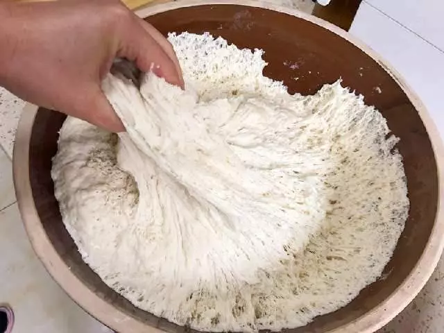 蒸饅頭時,只加酵母是大錯特錯,加「它」饅頭又香又暄軟還好吃