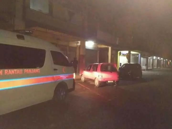 網上炫富惹禍? 馬來富商遭3匪槍傷 痛失16萬金飾...!!