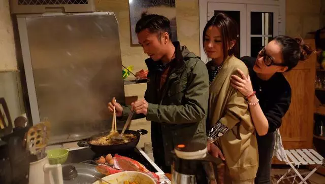 謝霆鋒寵了她23年,一切任她安排,連張柏芝和王菲都要讓她三分